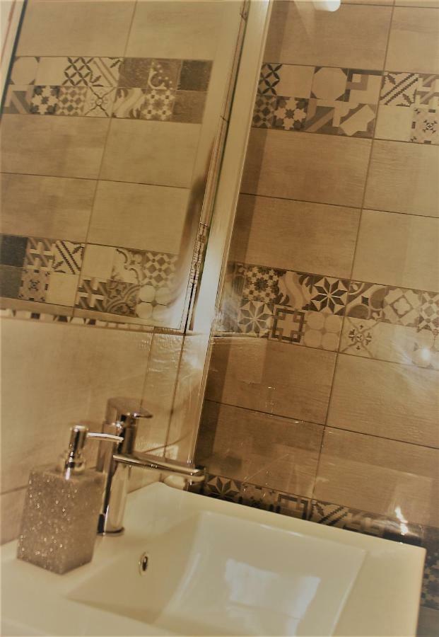 Casa Peterfi Apartment Targu-Mures Bagian luar foto