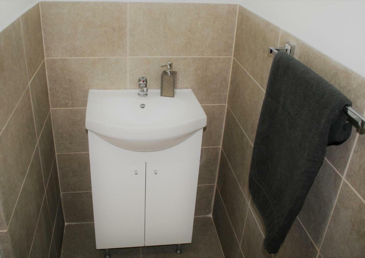 Casa Peterfi Apartment Targu-Mures Bagian luar foto