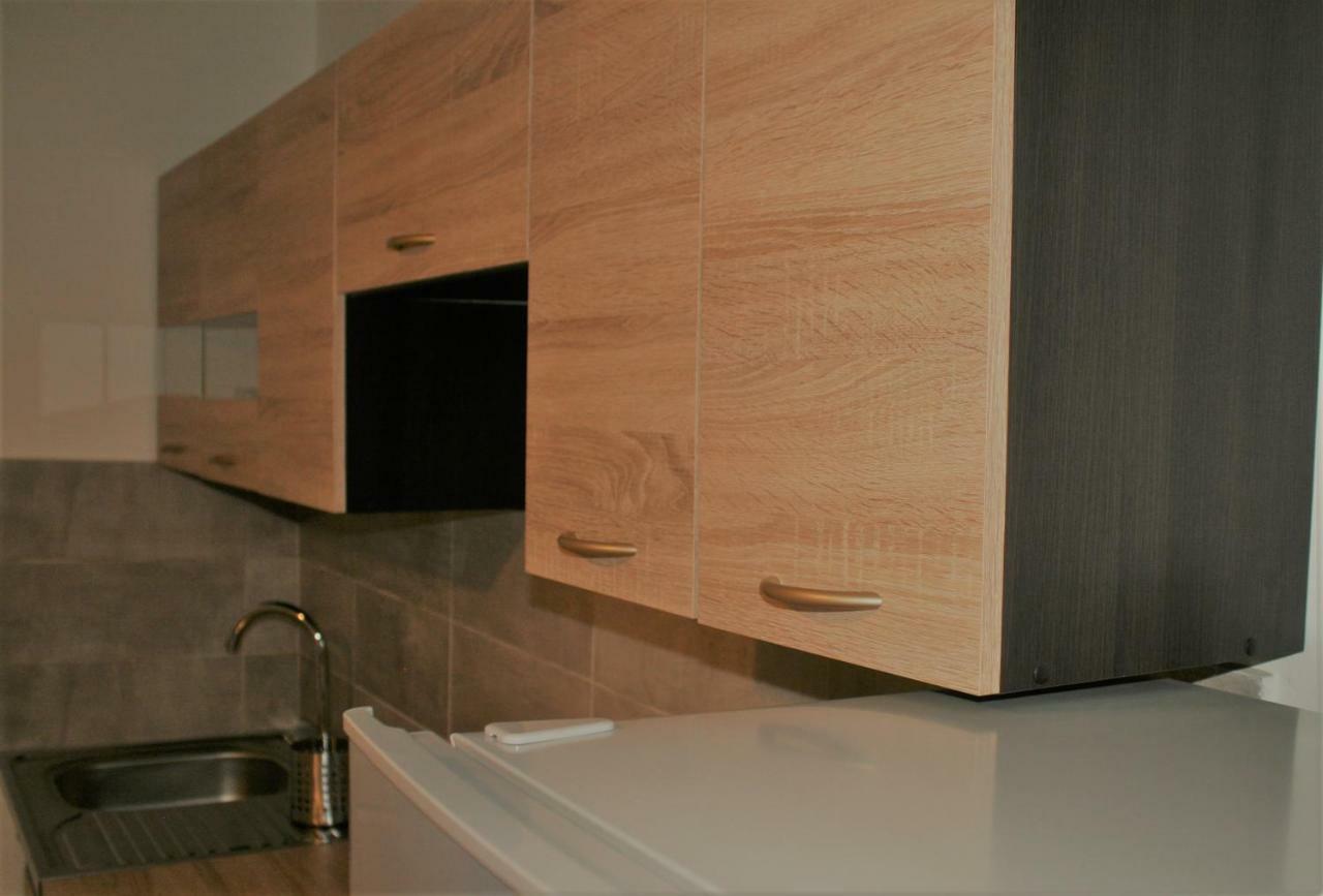 Casa Peterfi Apartment Targu-Mures Bagian luar foto